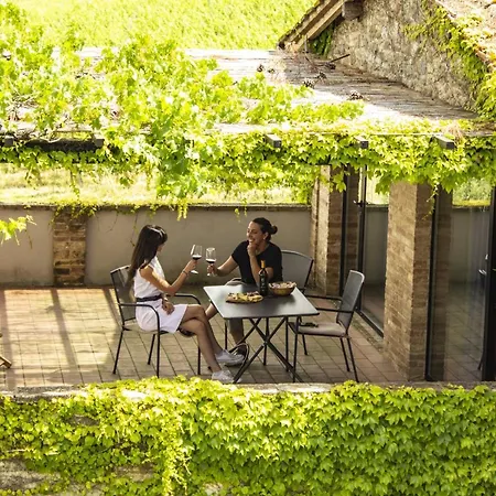Poggio Alle Vigne 컨트리하우스 *