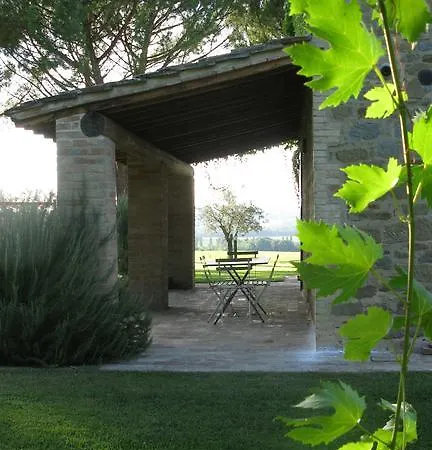 Poggio Alle Vigne 컨트리하우스 *